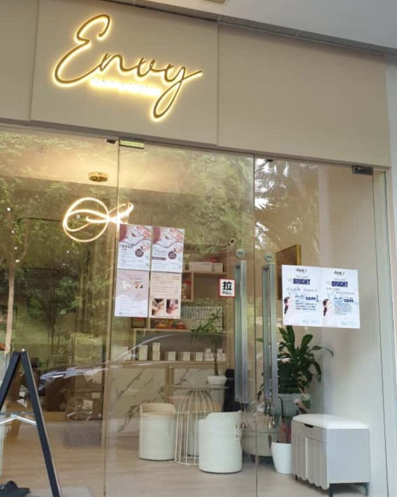 Contact Aimily Singapore 17